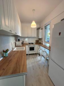 Apartament Maya - 2 Camere, Pool, Spa and Private Parking