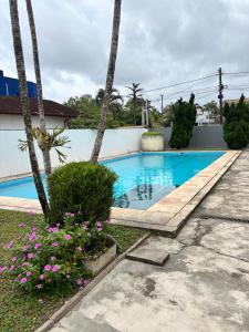Casa com piscina e churrasqueira Itanhaém