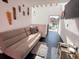 Casa céntrica, alberca y estacionamiento