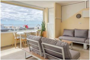 Oceano Residence La Caleta with Sea View & Terrace, 2B