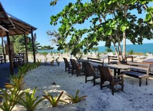 Apartamento 200mt Praia Mutá