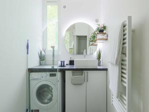 Charming 1BR - 2P Apartment Gateway to Paris