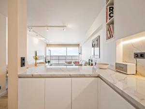 Luxury Sea View Apartment