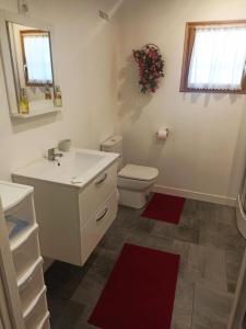 maison 2 chambres 4 lits 15mn Aéroport de Beauvais 5mn du château de la trye