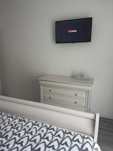 White HOME in Exigent Plaza Romania faza 4