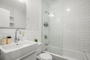 Stylish 2BR Apartment in the Heart of East Village