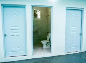 Centrally located in El pino la vega, space for 8 or more guest, heated pool