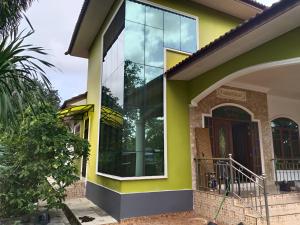 BESUT Homestay Hejau