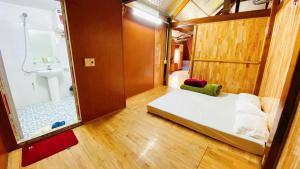 Cô gái thái Homestay