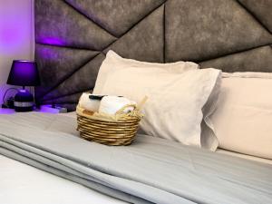 Exclusive and Elegant Apartment with an Ocean View