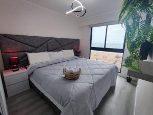 Exclusive and Elegant Apartment with an Ocean View