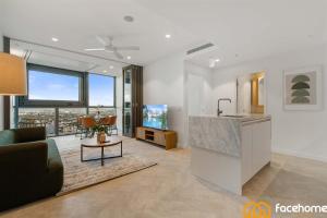 1 BEDROOM in QWR Pool Casino River Views