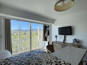 Studio cabine en bord de mer avec accès plage - FR-1-308-207