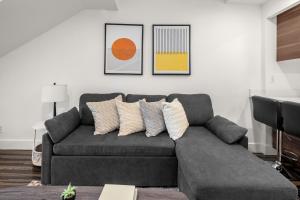 Lower Manhattan 3BR Gem, Perfect for Families