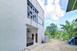 RedDoorz Syariah Near Alun-Alun Kudus