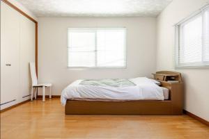 【One House 】白老駅から徒歩1分グループ・家族で一棟貸切ウポポイへのアクセスも抜群