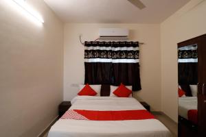 Hotel O The Pearl Inn