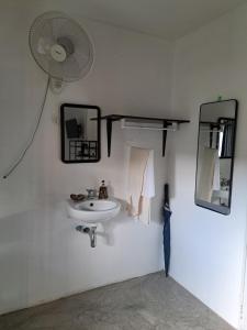 Dreamcatcher Lite Budget friendly stay in Fishermans village