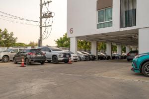 Top Floor, Golf Course View Balcony Bliss
