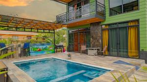 Casa Esmeralda-5min to La Fortuna,King beds & pool