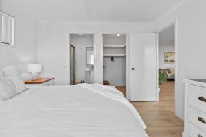 Baileys Beach House
