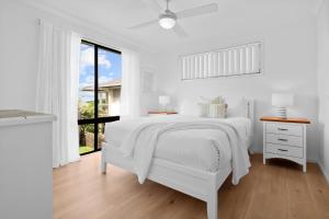 Baileys Beach House