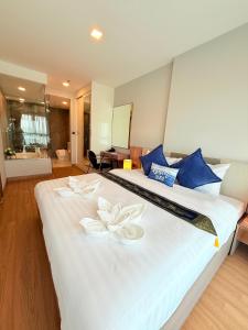 The Astra Sky River Chiang Mai 三卧两卫宜居6人 无边泳池 热水浴缸 乳胶床垫