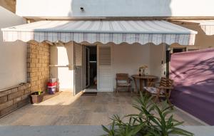 Gorgeous Apartment In Novalja With Wifi 