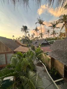 Coral Drift Resort & Villas