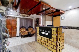 Super Townhouse Pondicherry Opposite to Rock Beach