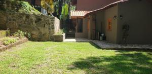 Chateaux de mi Sierra Encantada - Cabaña privada y acogedora de 3 habitaciones en Mazamitla, Jal para 10-13 Personas