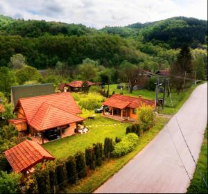 Drveni san Senović 2