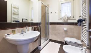 Appartamento con 2 Camere da Letto e Vista Giardino
