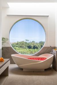 2bd Mediterranean Canggu Villa with Rooftop and Private Pool