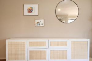 Beaumaris Lovely House - Bayside Holiday Rental - Entire 3 BR 1 Spa Bath 1 min to Golf Clubs