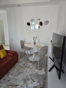 Ama Studio Cosmopolis