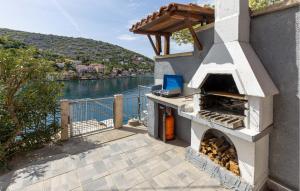 Beach Front Home In Klada