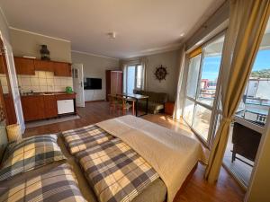 Pensjonat IBIZA Władysławowo - Tanie pokoje blisko plaży