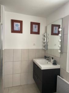 Appartements Chez moon Joli appartement renove proche centre et parking prive : photos des chambres