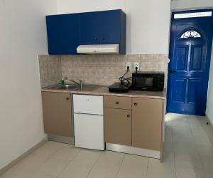 Anastasia Studios, Apartments & Suites