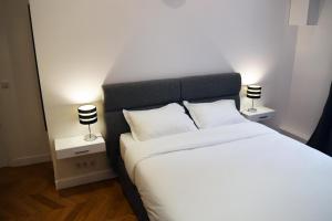 Superior Double Room room in Paris Square