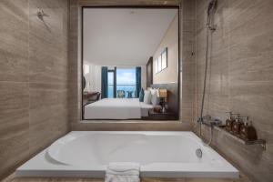 Canvas Danang Beach Hotel