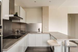 Stunning 2-bedroom accommodation - pool and tennis