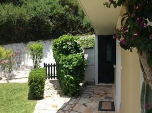 Sofia Menigos Apartments No 20 Corfu Greece