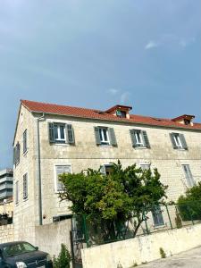 City PULSE Apartment