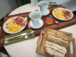 B&B / Chambres d'hotes Les Treilles de Salies - Spa et sauna interieur : photos des chambres