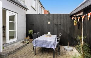 Gorgeous Home In Rudkøbing With Wifi