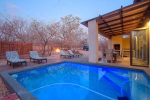 Chui House A Bush Retreat with Pool and AC Near Kruger Gate