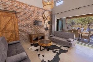 Winter Safari Escape - Chui House Wildlife - Views