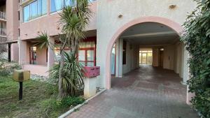 Isles Évasion-parking-100M plages-commerces